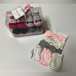 Cutie Pie/Hudson Baby 0-12 mos Socks Mittens and Bows NWT